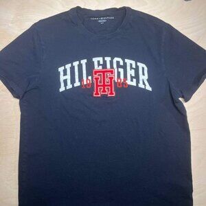 Tommy Hilfiger Embroided T-shirt (size Small)